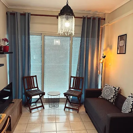 Homely Flat Near Airport Apartment Thessaloniki